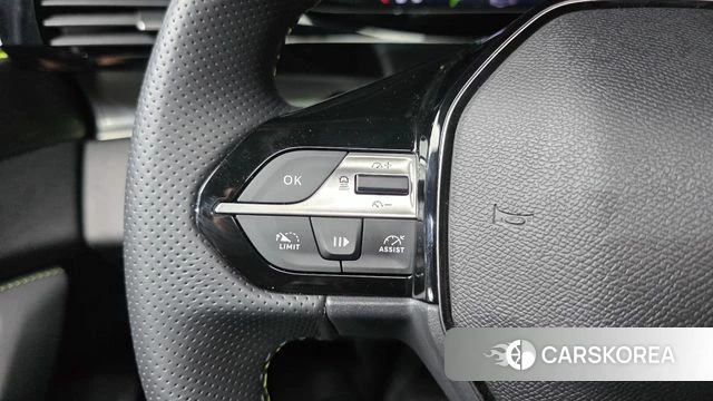 Peugeot 408 2023 Белый из Кореи, фото 5