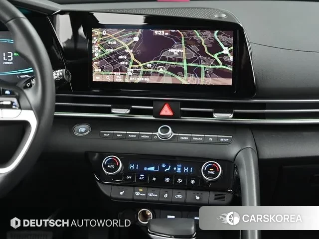 Hyundai The New Avante Hybrid (CN7) 2025 Белый из Кореи, фото 5