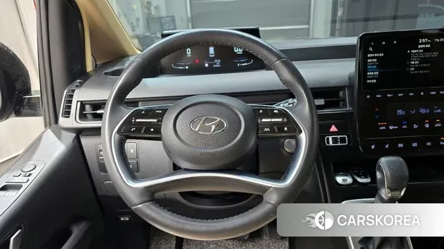 Hyundai Staria 2022 Черный из Кореи, фото 5