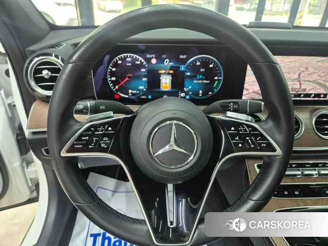 Mercedes-Benz E-Class W213 2021 Белый из Кореи, фото 5
