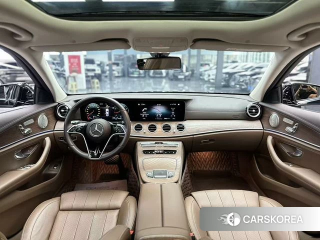 Mercedes-Benz E-class 2022 Черный из Китая, фото 5