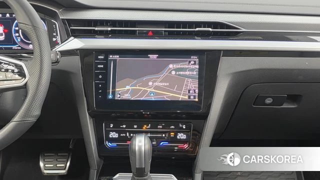 Volkswagen Arteon 2022 Белый из Кореи, фото 5