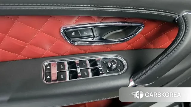 Bentley Bentayga 2018 Черный из Кореи, фото 5