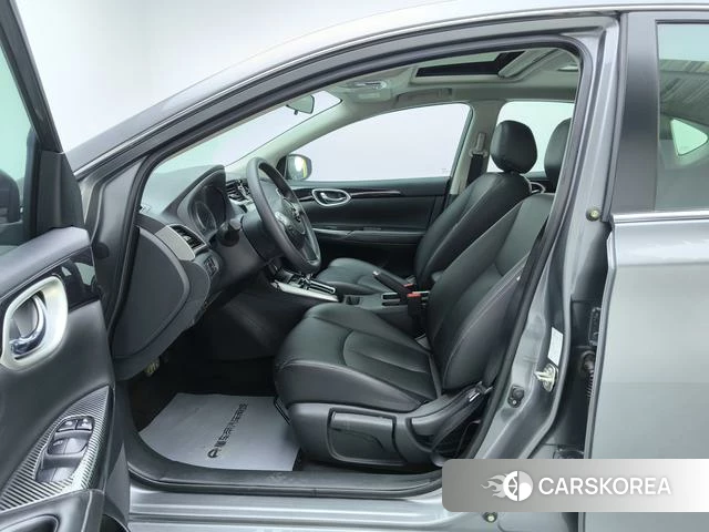 Nissan Xuan Yi 2021 Темно-серый из Китая, фото 5