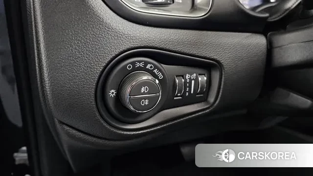 Jeep Renegade 2022 Серый из Кореи, фото 5