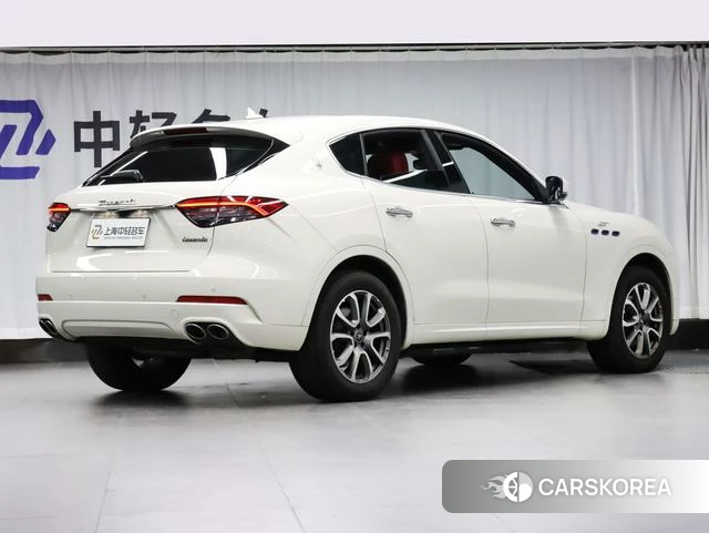 Maserati Levante 2024 Белый из Китая, фото 5