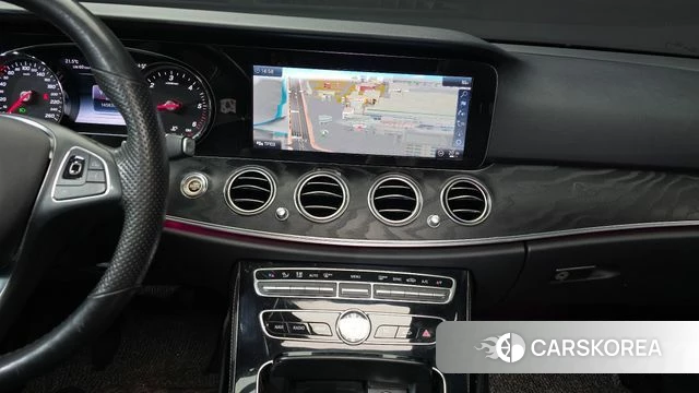 Mercedes-Benz E-Class W213 2018 Черный из Кореи, фото 5