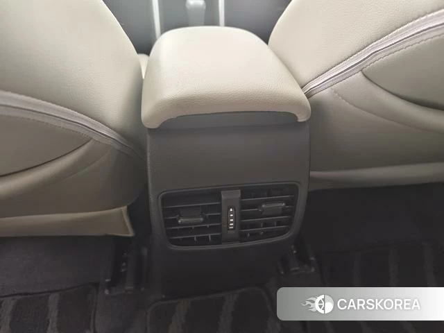 Toyota Corolla Sharp amplifier 2022 Серебристо-серый из Китая, фото 5