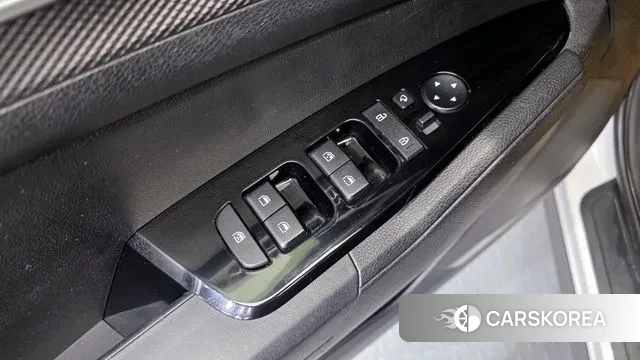 Kia Sportage 5th Generation 2021 Белый из Кореи, фото 5