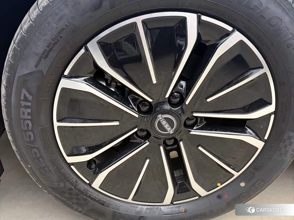 Nissan N6 2025 Red/purple из Китая, фото 5