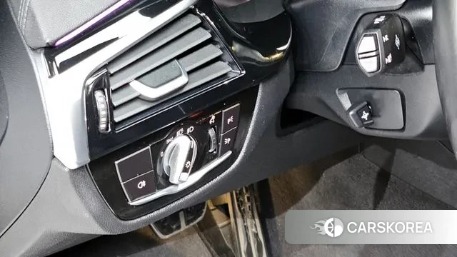 BMW 6 Series GT (G32) 2021 Белый из Кореи, фото 5