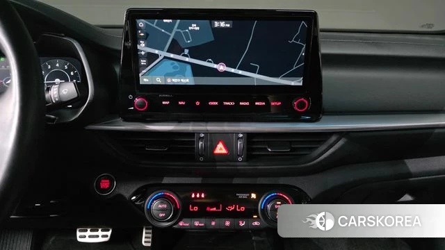 Kia The New K3 2nd generation 2022 Белый из Кореи, фото 5