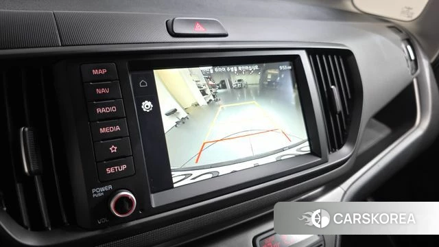 Kia The New Kia Ray 2023 Белый из Кореи, фото 5