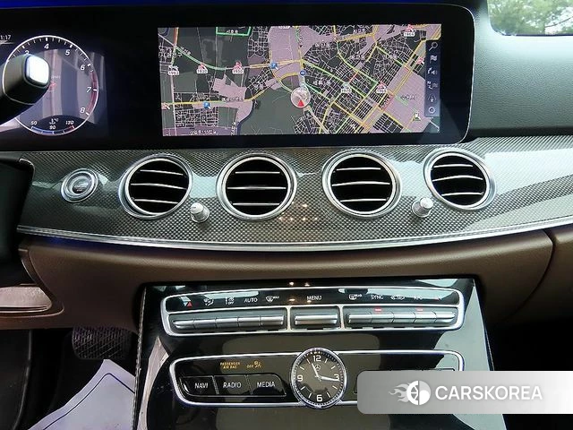 Mercedes-Benz E-Class W213 2019 Черный из Кореи, фото 5