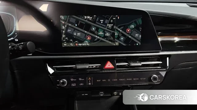 Kia Di Ol Nu Niro 2025 Белый из Кореи, фото 5