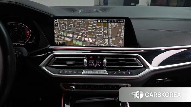 BMW X7 (G07) 2021 Белый из Кореи, фото 5