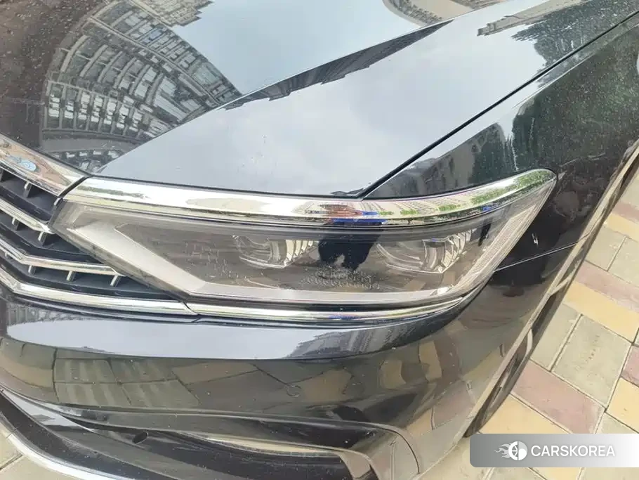 Volkswagen Magotan 2023 Черный из Китая, фото 5