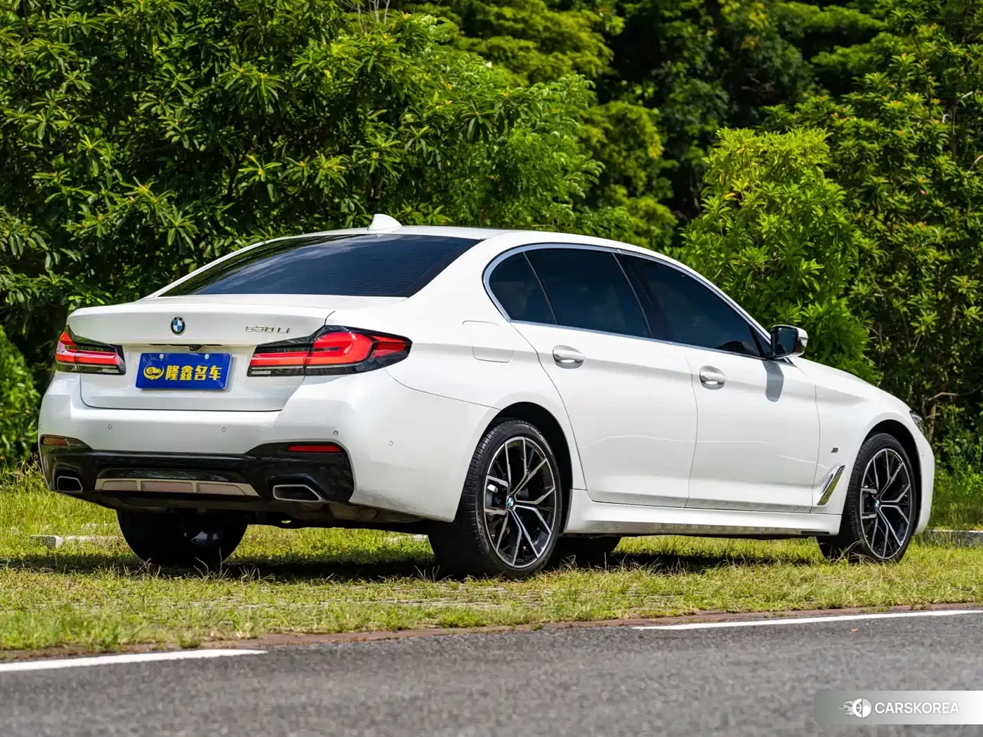 BMW 5 series 2022 Белый из Китая, фото 5