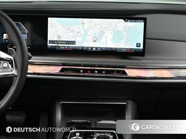 BMW 7 Series (G70) 2023 Белый из Кореи, фото 5