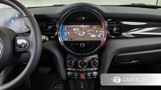 Mini Cooper 2022 Жемчужный цвет из Кореи, фото 5