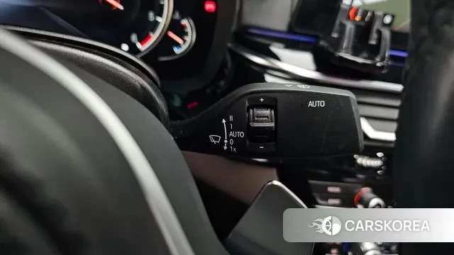 BMW 5 Series (G30) 2018 Черный из Кореи, фото 5