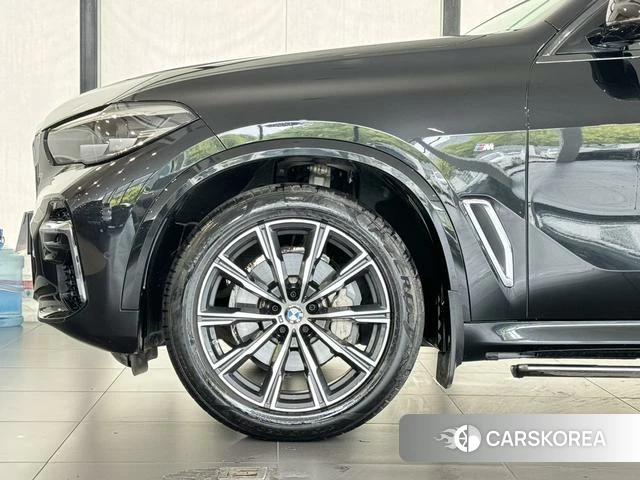 BMW X5 2023 Черный из Китая, фото 5