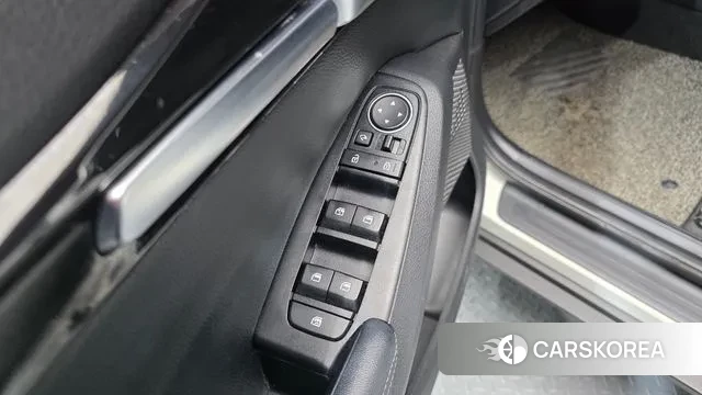 Kia Seltos 2019 Белый из Кореи, фото 5