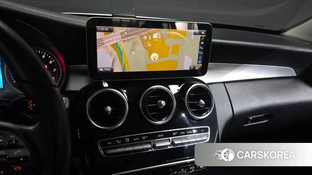 Mercedes-Benz C-Class W205 2019 Белый из Кореи, фото 5