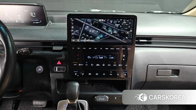 Hyundai Staria 2023 Белый из Кореи, фото 5