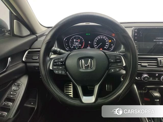 Honda Accord 2022 Белый из Китая, фото 5