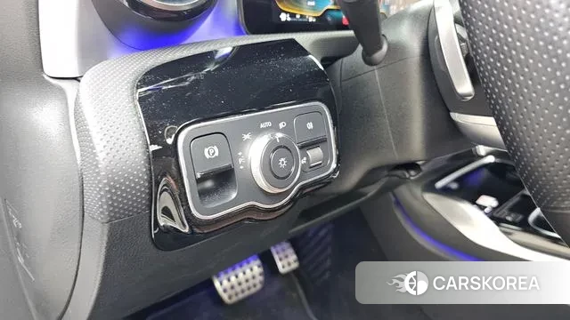 Mercedes-Benz A-Class W177 2021 Белый из Кореи, фото 5