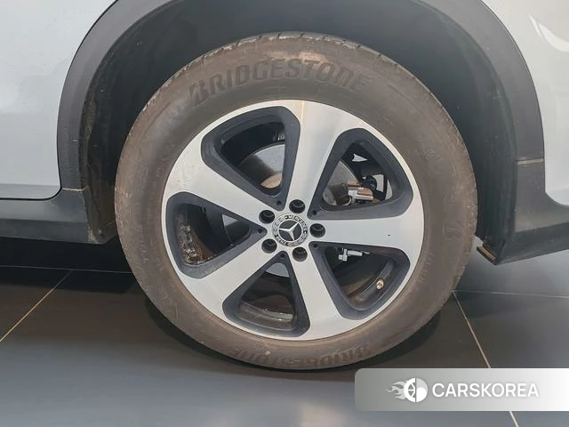 Mercedes-Benz GLC 2022 Серебристо-серый из Китая, фото 5