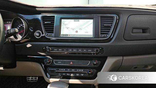 Kia The New Carnival 2019 Серый из Кореи, фото 5