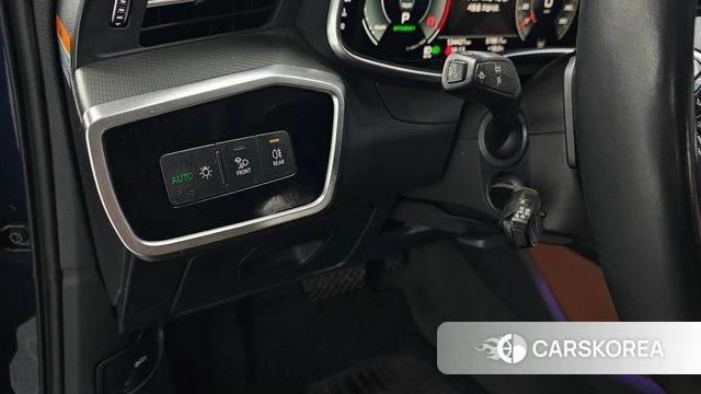 Audi A6 (C8) 2021 Синий из Кореи, фото 5