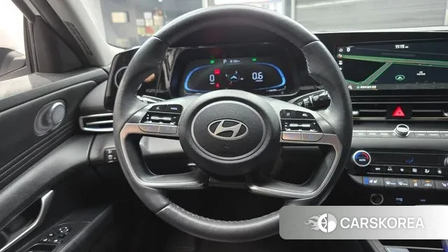 Hyundai The New Avante (CN7) 2024 Белый из Кореи, фото 5