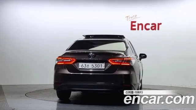 Toyota Camry (XV70) id 2687990 из Кореи 5