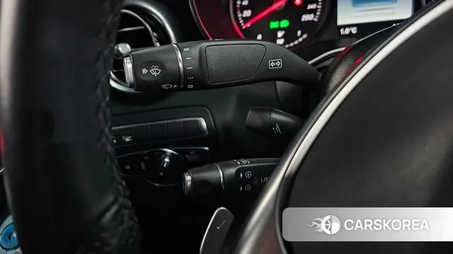 Mercedes-Benz C-Class W205 2018 Черный из Кореи, фото 5