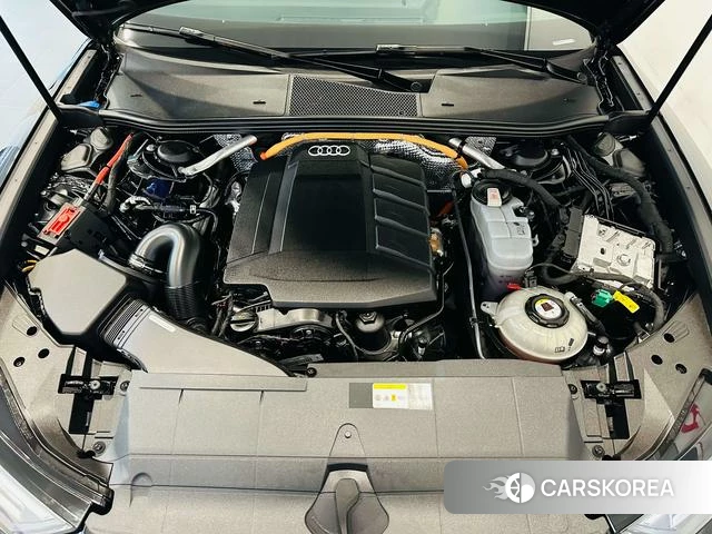Audi A6L PHEV 2022 Черный из Китая, фото 5