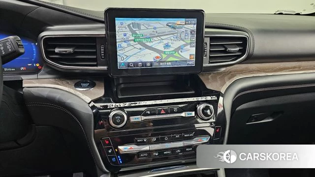 Ford Explorer 6th Generation 2022 Черный из Кореи, фото 5