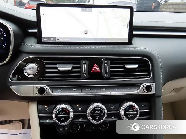 Genesis The New G70 2023 Красный из Кореи, фото 5