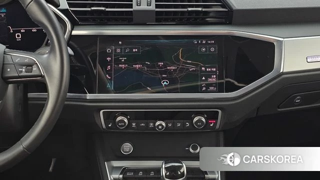 Audi Q3 (F3) 2020 Белый из Кореи, фото 5