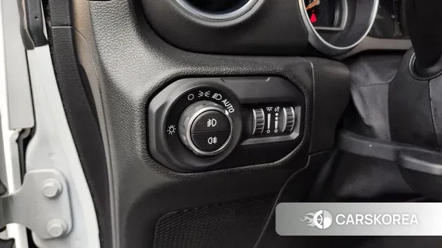 Jeep Wrangler (JL) 2020 Белый из Кореи, фото 5