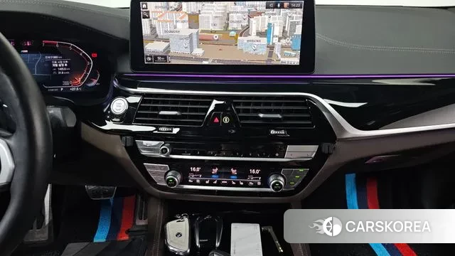 BMW 5 Series (G30) 2021 Черный из Кореи, фото 5