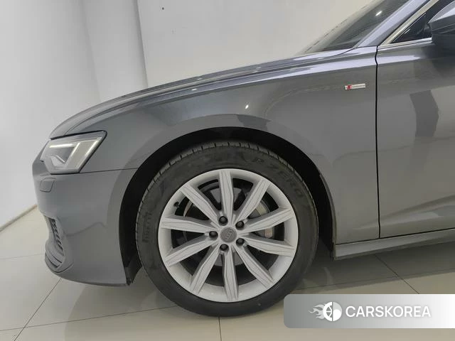 Audi A6L 2022 Темно-серый из Китая, фото 5