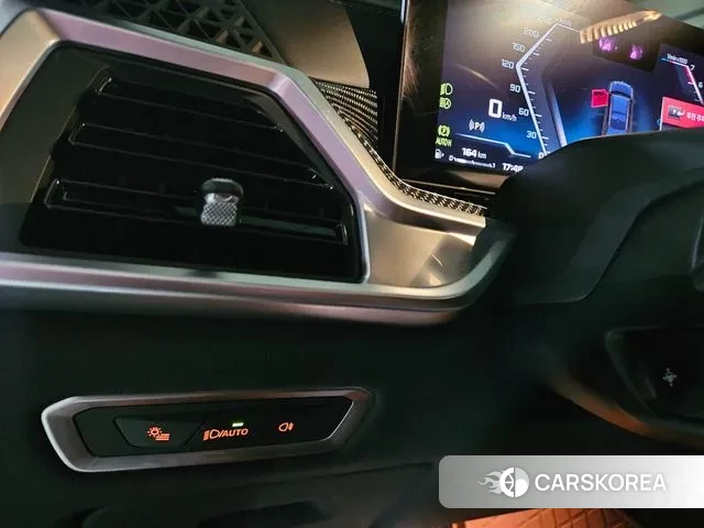 BMW X7 (G07) 2025 Черный из Кореи, фото 5