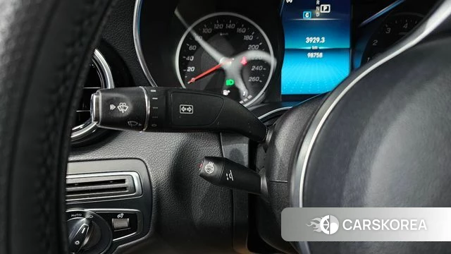 Mercedes-Benz C-Class W205 2020 Белый из Кореи, фото 5