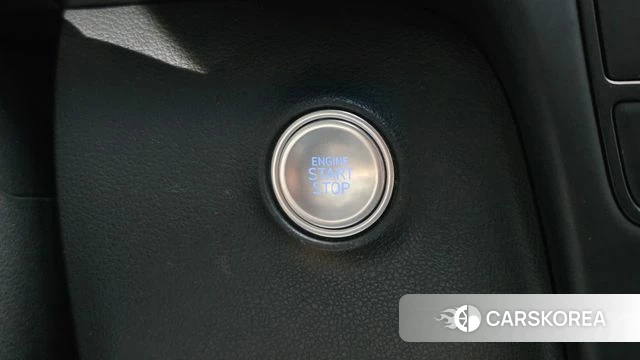 Hyundai Staria 2024 Белый из Кореи, фото 5