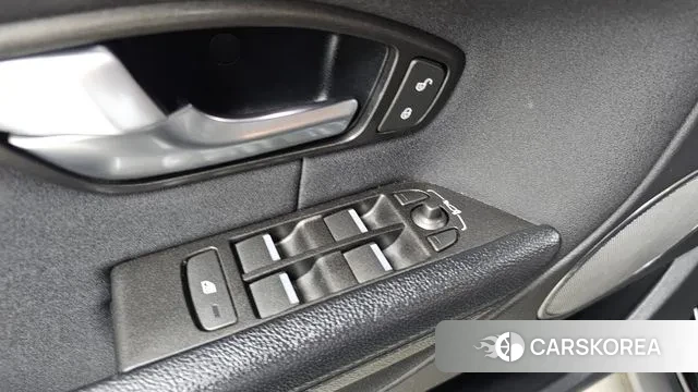 Land Rover Range Rover Evoque 2018 Черный из Кореи, фото 5