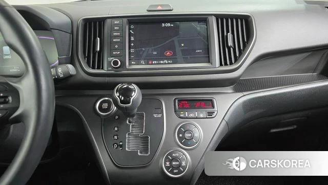Kia The New Kia Ray 2023 Белый из Кореи, фото 5