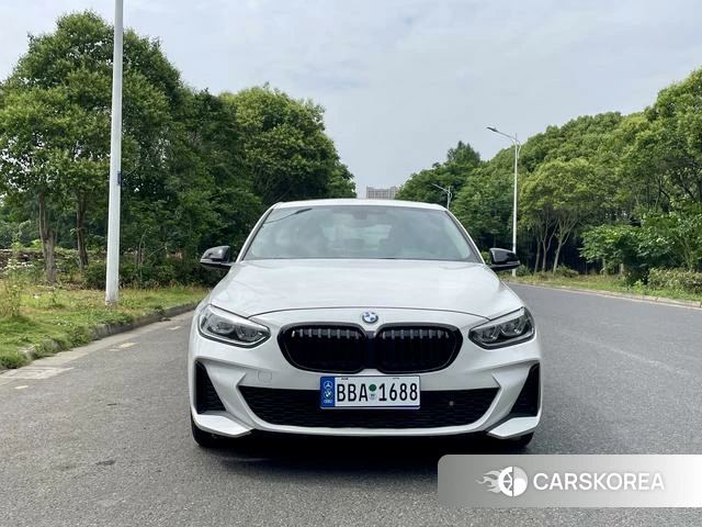 BMW 1 series 2023 Белый из Китая, фото 5